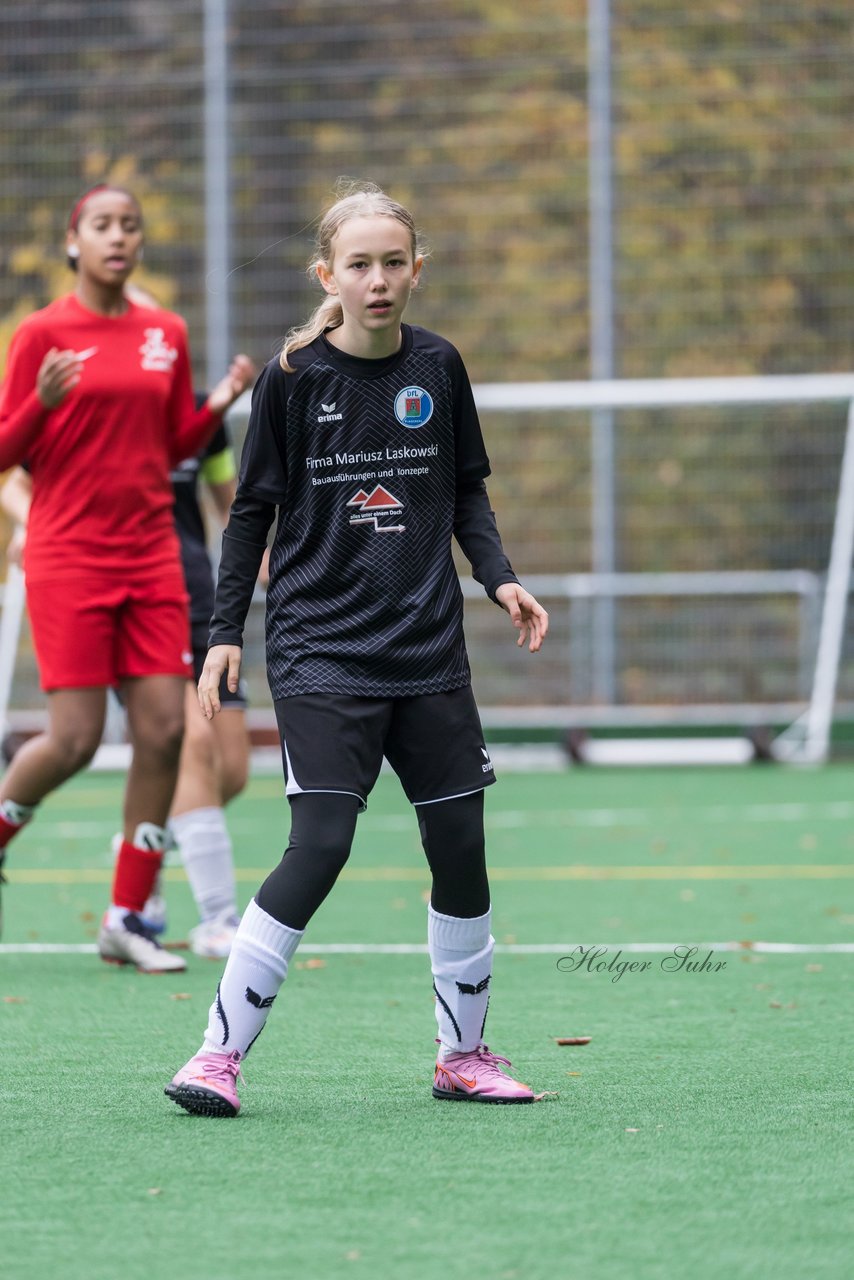 Bild 57 - wCJ VfL Pinneberg - Eimsbuettler TV : Ergebnis: 0:3